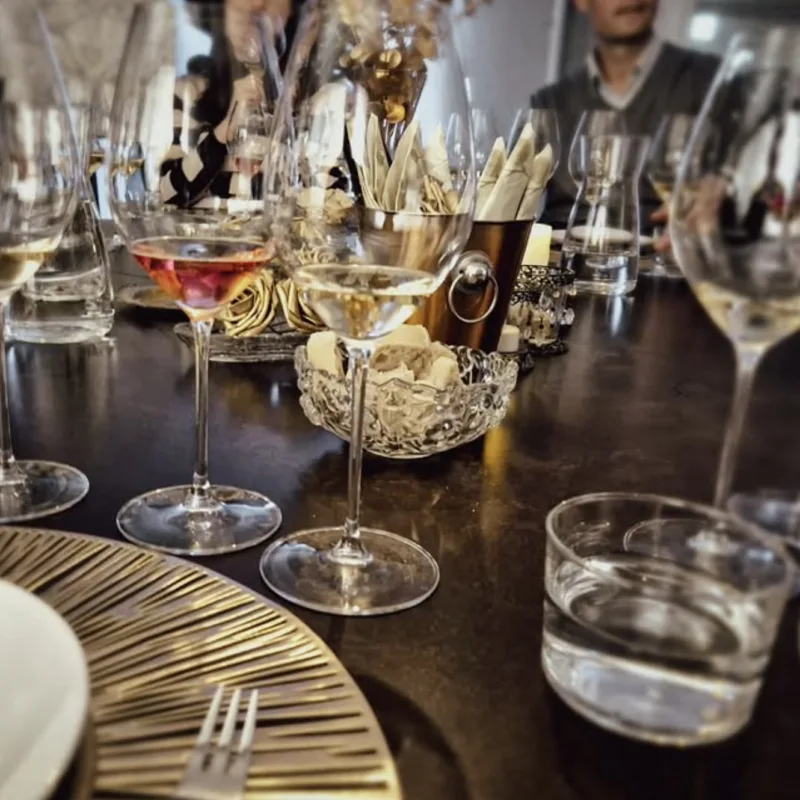 Lördag 15 november – Tema: Prestigechampagne